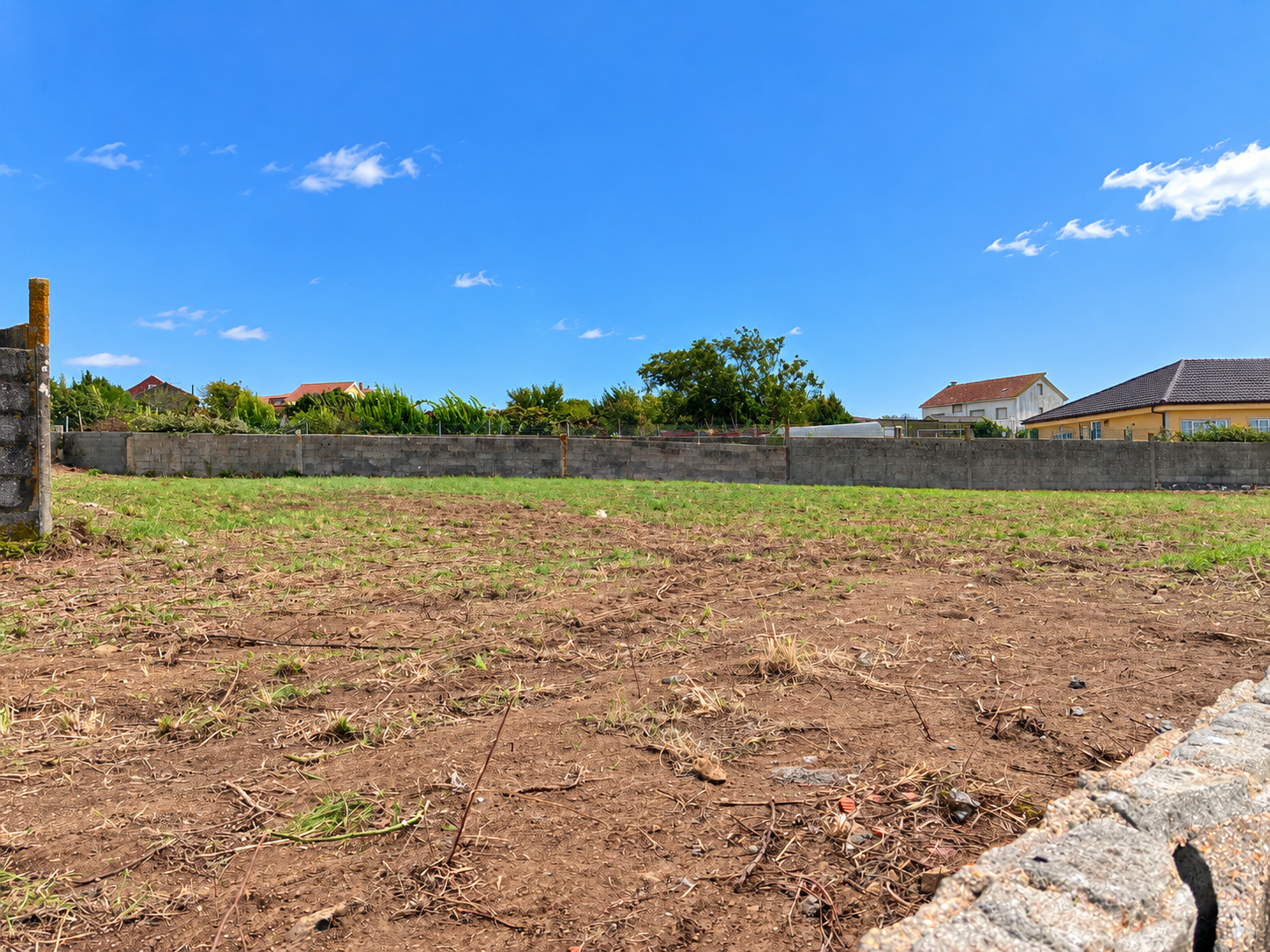 FINCA EN VENTA EN CARREIRA, RIBEIRA (A CORUÑA)  75.000 € · 916 m²